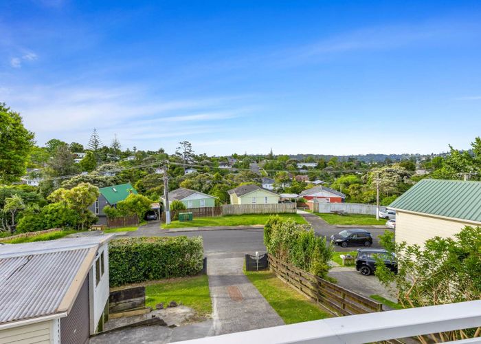  at 37 Lanigan Street, Birkdale, North Shore City, Auckland