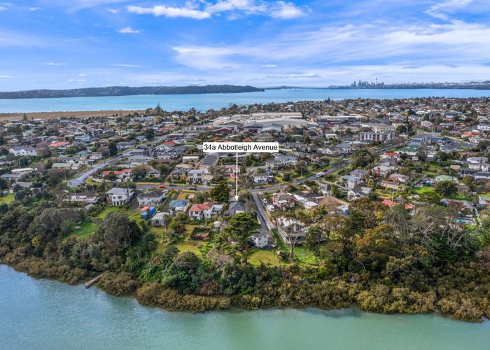  at 34A Abbotleigh Avenue, Te Atatu Peninsula, Auckland
