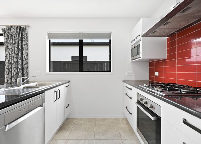  at 30 Probert Crescent, Chartwell, Hamilton