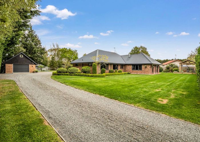  at 11 High Street, Waddington, Waddington