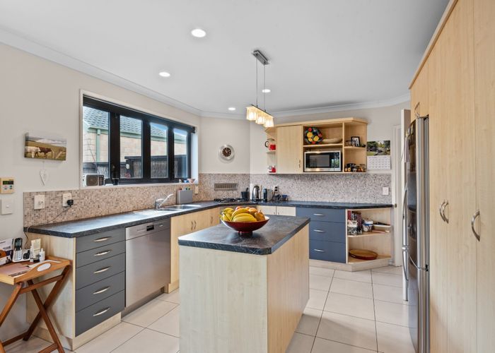  at 8 Sandalwood Place, Waimairi Beach, Christchurch