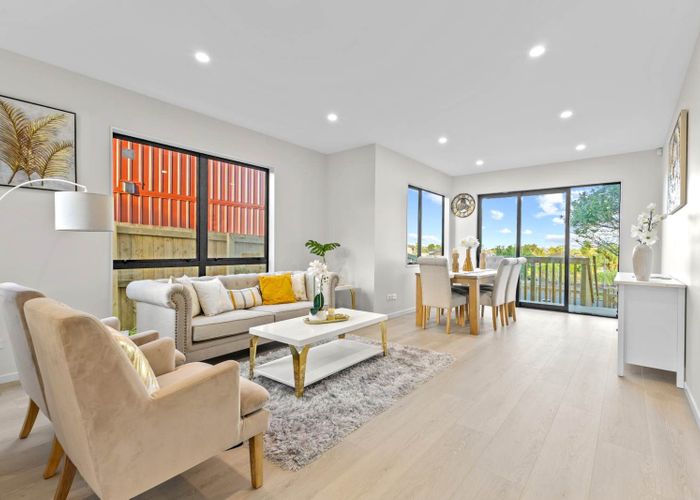  at 8-11 / 33 Heatherbank Street, Glen Innes, Auckland City, Auckland