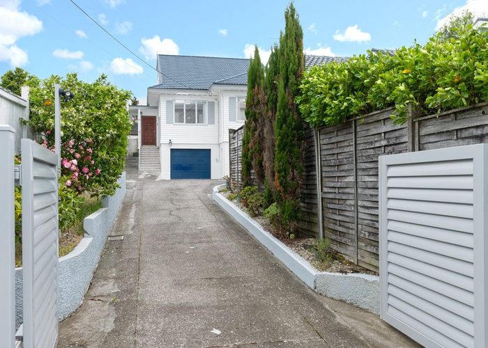  at 1/49 Nile Road, Milford, North Shore City, Auckland