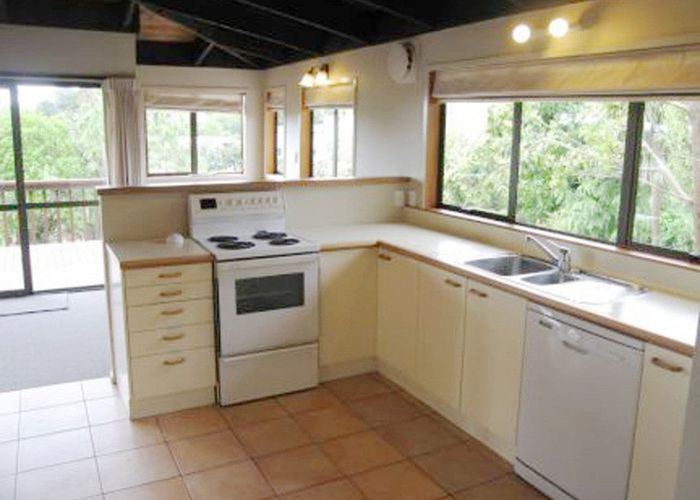  at 22 Clipper Place, Shelly Park, Auckland
