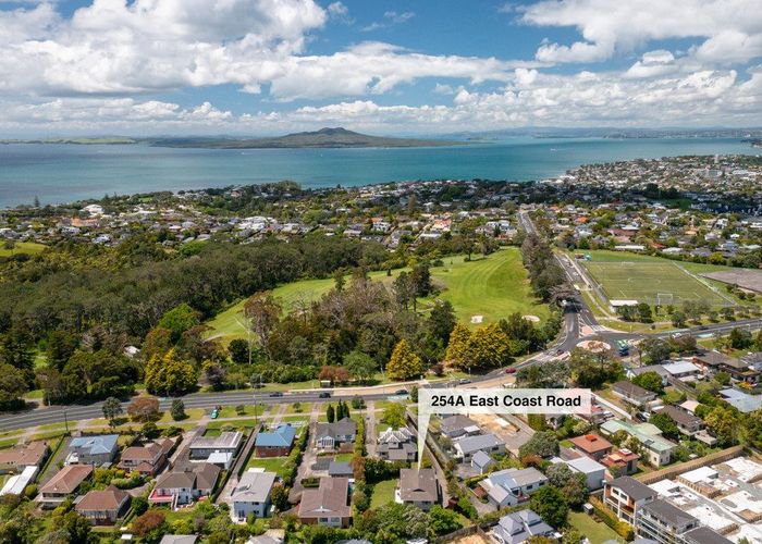  at 254A East Coast Road, Forrest Hill, North Shore City, Auckland