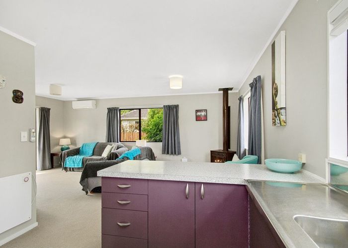  at 68a Stokes Valley Road, Stokes Valley, Lower Hutt, Wellington