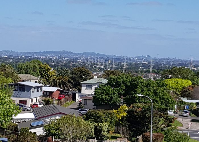  at 13A Mataura Place, Flat Bush, Manukau City, Auckland