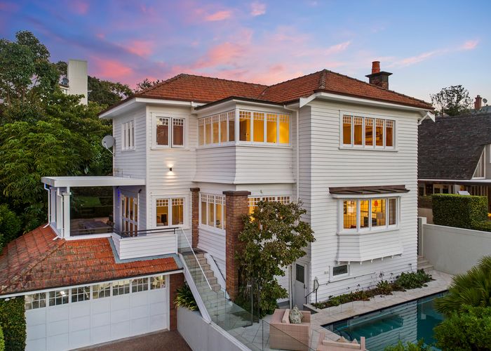  at 7 Eastbourne Road, Remuera, Auckland
