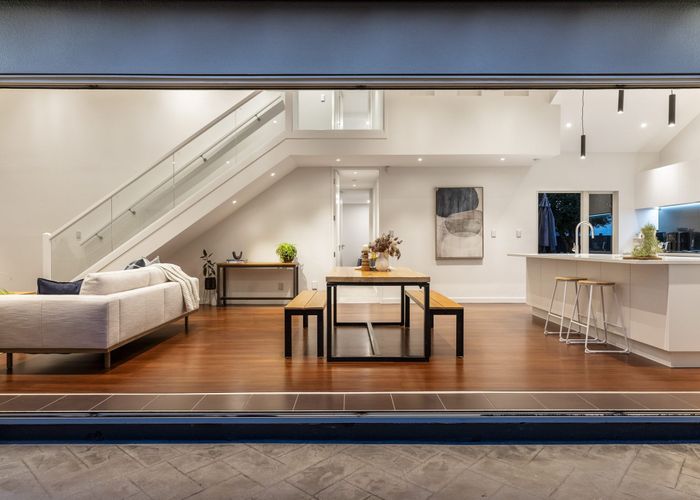  at 13 Newbury Place, Schnapper Rock, North Shore City, Auckland