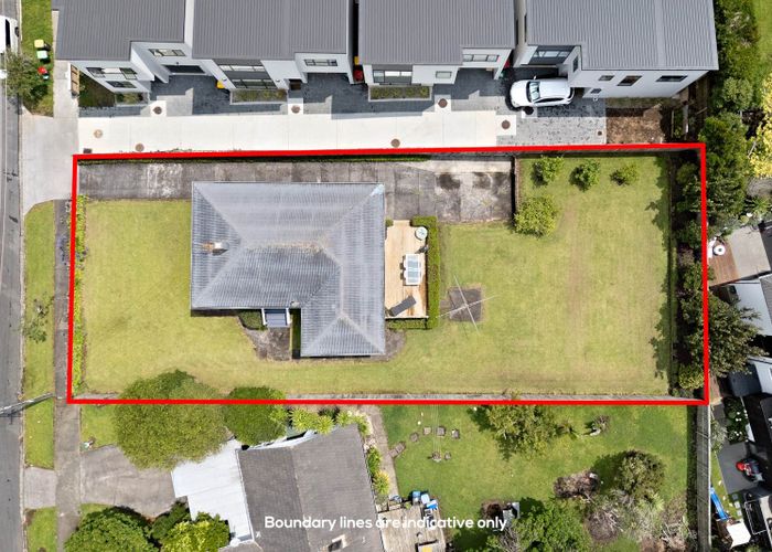  at 16 Clairville Crescent, Wai O Taiki Bay, Auckland City, Auckland