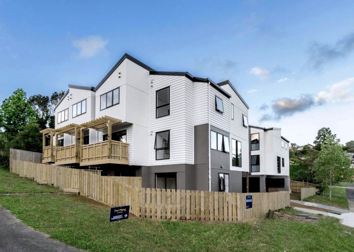  at Lot 4 / 2 Glenbervie Crescent, Massey, Waitakere City, Auckland
