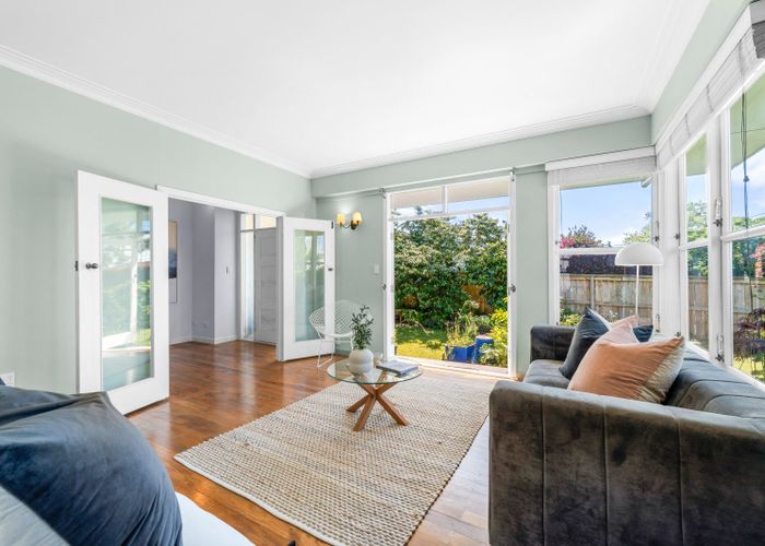 at 59 Seacliffe Avenue, Belmont, North Shore City, Auckland