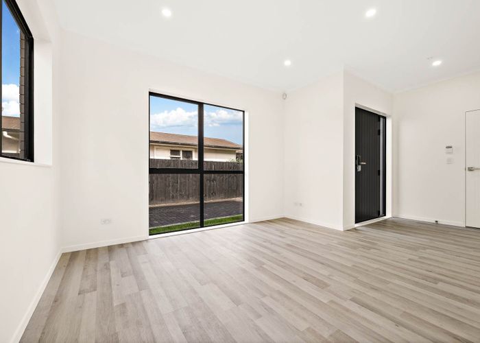  at 3/5 Staines Avenue, Mangere East, Manukau City, Auckland