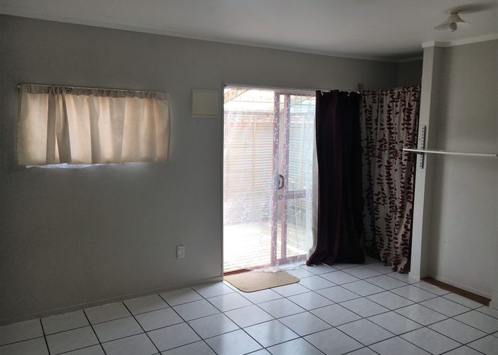  at 94 Forest Lake Road, Forest Lake, Hamilton, Waikato