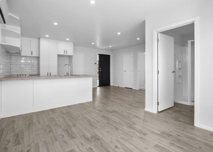  at 2/18 Betley Crescent, Fairview Downs, Hamilton, Waikato
