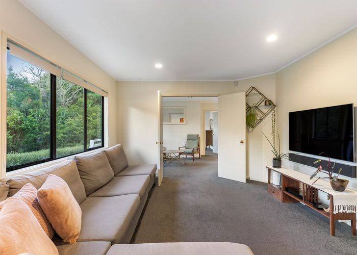  at 2/25 Flaxdale Street, Birkdale, North Shore City, Auckland