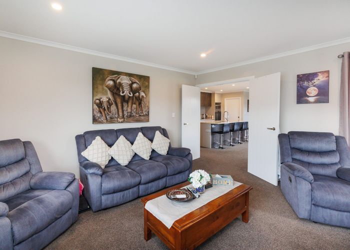  at 71 Johnstone Drive, Fitzherbert, Palmerston North