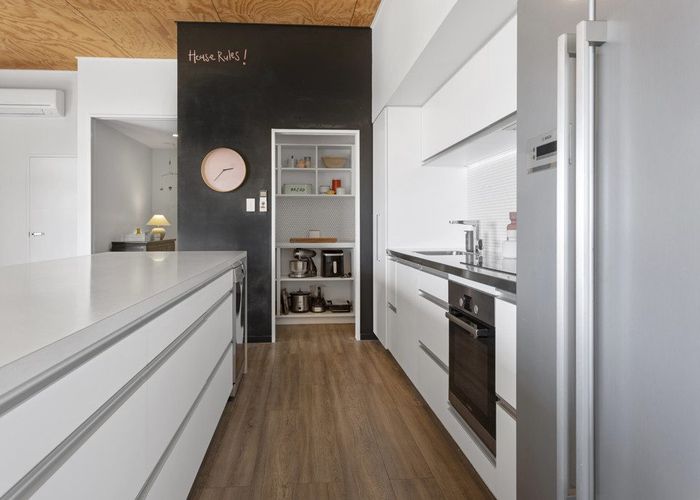  at 48 Moncks Spur Road, Redcliffs, Christchurch
