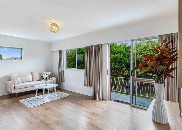  at 3/81 Hutchinson Avenue, New Lynn, Auckland