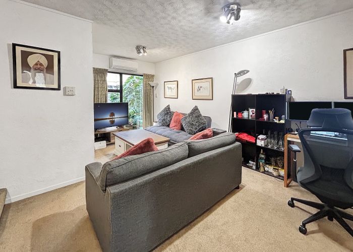  at 7/3 Glen Road, Browns Bay, North Shore City, Auckland