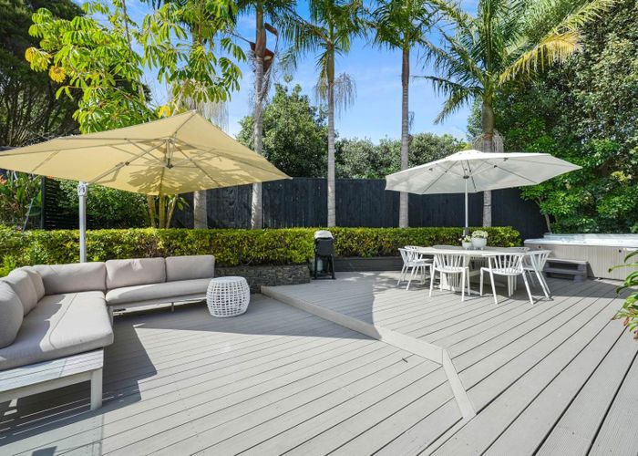  at 12 Pounamu Avenue, Greenhithe, North Shore City, Auckland