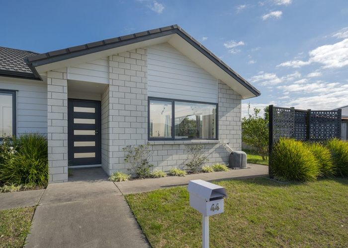  at 44 Kapuka Street, Papamoa Beach, Tauranga, Bay Of Plenty