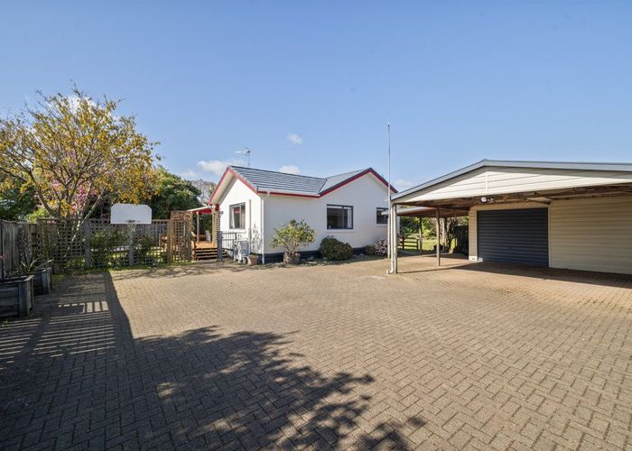  at 6A Holden Avenue, Holdens Bay, Rotorua
