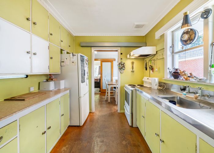  at 5 Seddon Street, Wallaceville, Upper Hutt