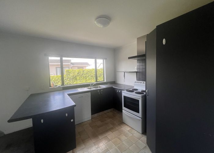  at 17A Jasmine Grove, Maungaraki, Lower Hutt, Wellington