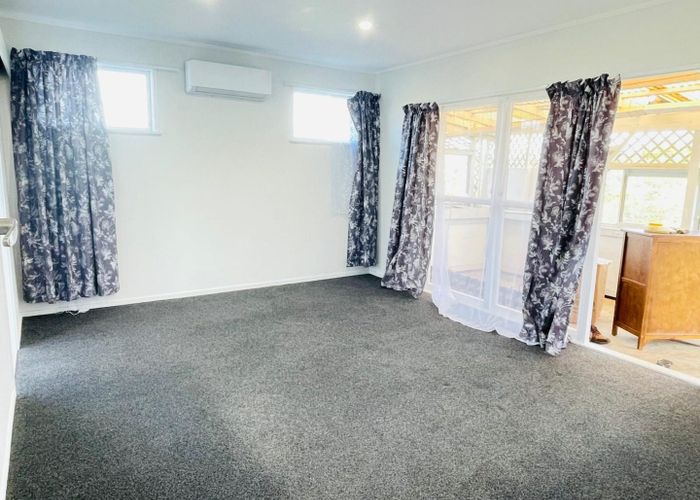  at 16 Frangipani Avenue, Manurewa, Auckland