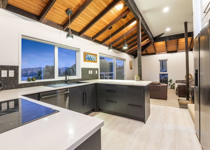  at 15 Mercury Way, Whitby, Porirua, Wellington