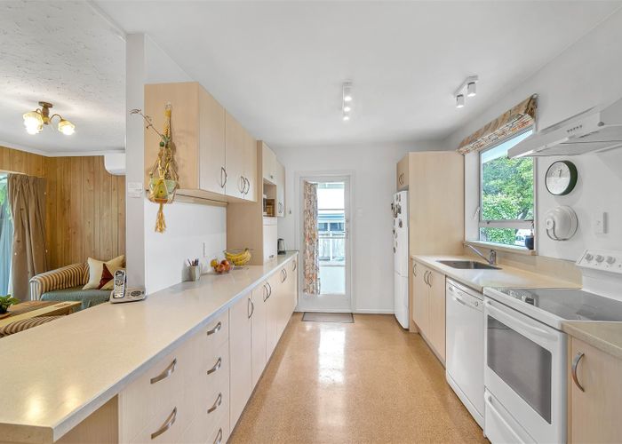  at 14 Pinehurst Crescent, Russley, Christchurch