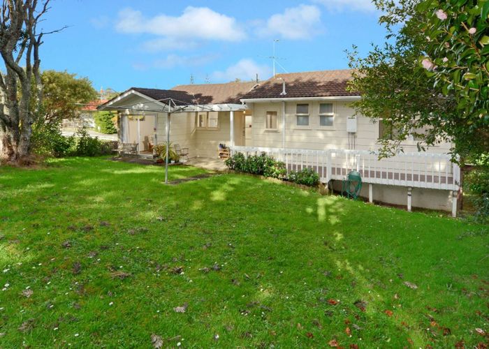  at 1 Segedin Place, Glenfield, Glenfield, North Shore City, Auckland