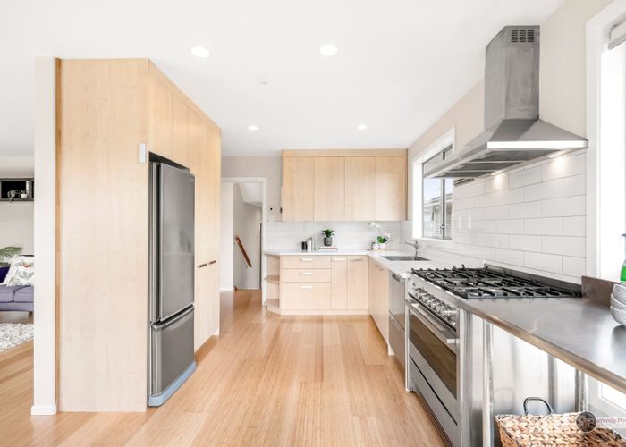  at 29 Taieri Crescent, Kelson, Lower Hutt