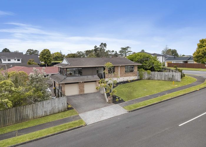  at 1 Lexington Drive, Botany Downs, Auckland