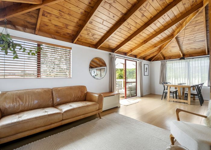  at 2/43 Rawene Road, Birkenhead, North Shore City, Auckland