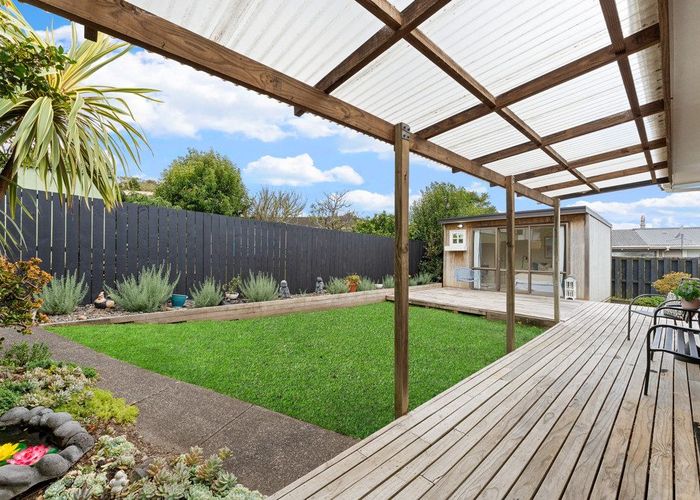  at 4/83 Birkdale Road, Birkdale, North Shore City, Auckland
