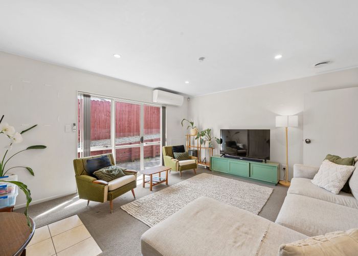  at 20 Ksenia Drive, Flat Bush, Manukau City, Auckland