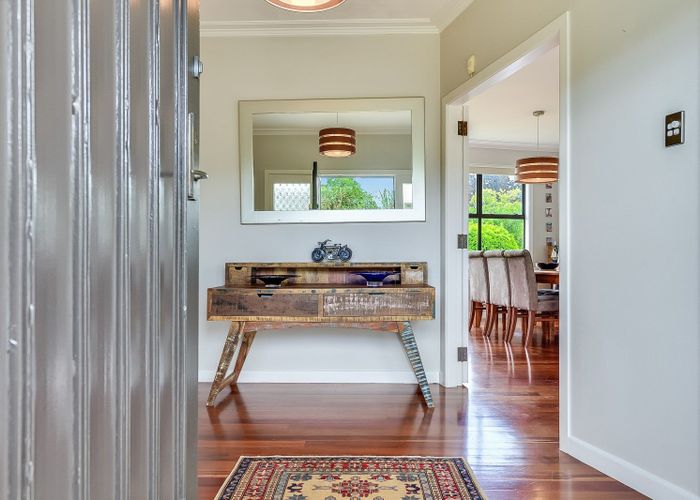  at 10 Martin Street, Fairfield, Hamilton