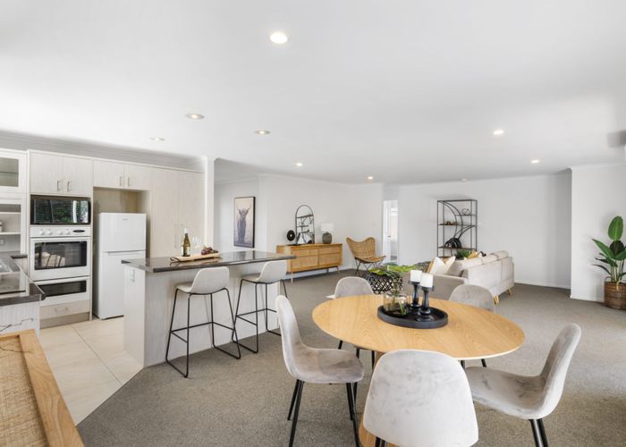 at 12 Aclare Place, East Tamaki, Auckland