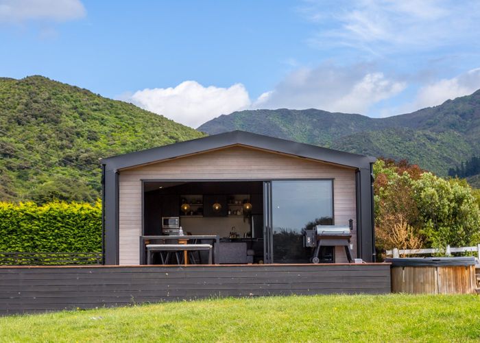  at 52 Cross Creek Road, Featherston, South Wairarapa, Wellington