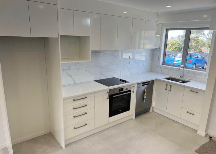  at 4/24 Mili Way, Ranui, Auckland
