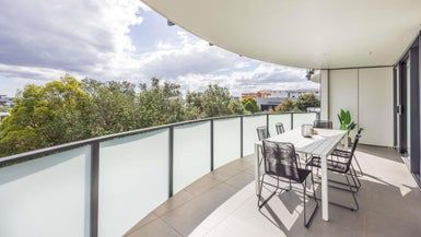 at 13/8 Basque Road, Eden Terrace, Auckland