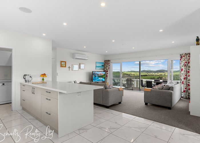 For sale 70 Te Pahi River Drive, Maungaturoto, Kaipara, Northland