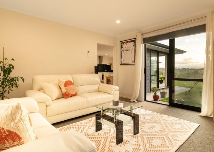  at 205 Ballintoy Park Drive, Welcome Bay, Tauranga