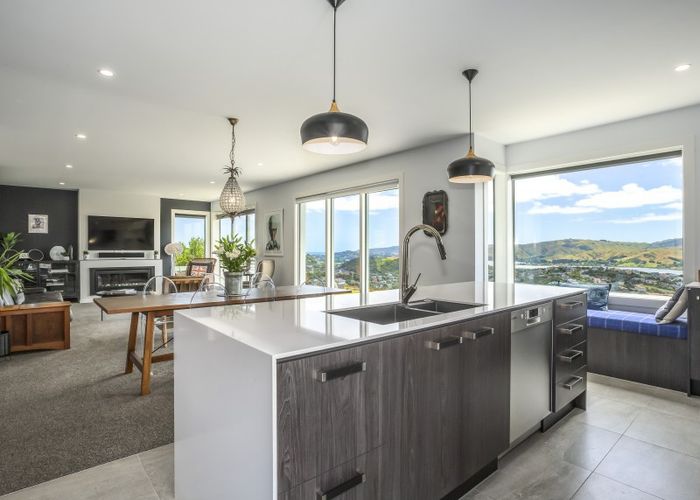  at 76 Endeavour Drive, Whitby, Porirua