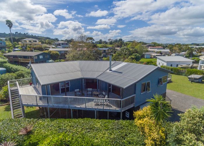  at 10 Fairwinds Place, Hihi