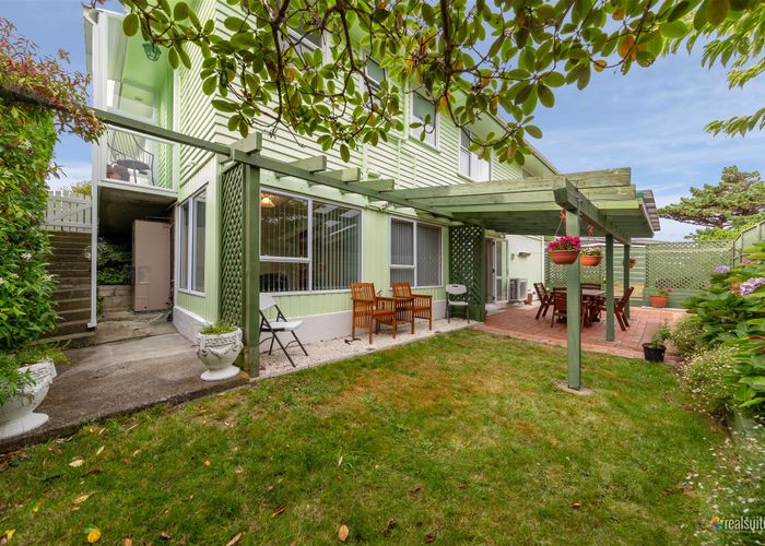  at 15 Maple Grove, Maungaraki, Lower Hutt