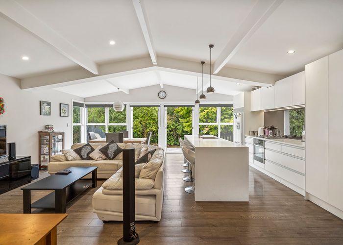  at 3 Maynard Place, Mangere Bridge, Auckland