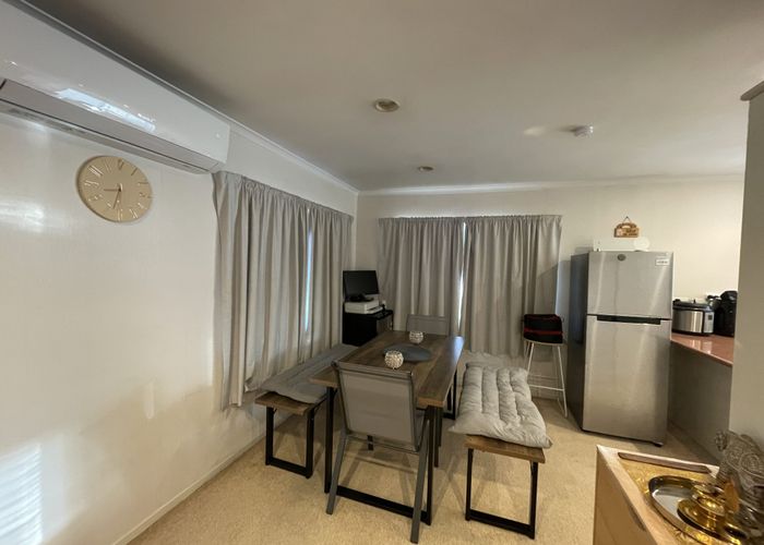  at 25 Glanworth Place, Dannemora, Auckland